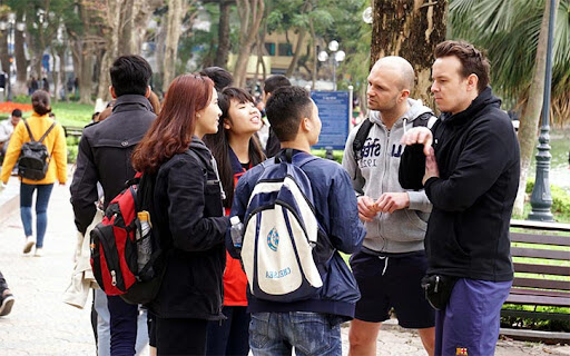 Top 5 địa điểm học Tiếng Anh miễn phí với người nước ngoài tại Hà Nội